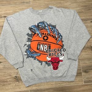 *RARE* Vintage 90s Chicago Bulls Graphic Basketball Sweater